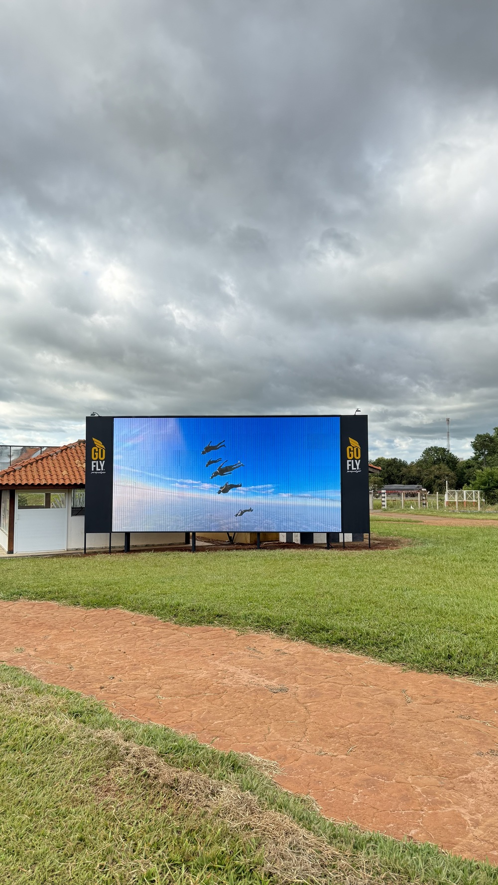 Painel de Led Area de Salto em Boituva 5